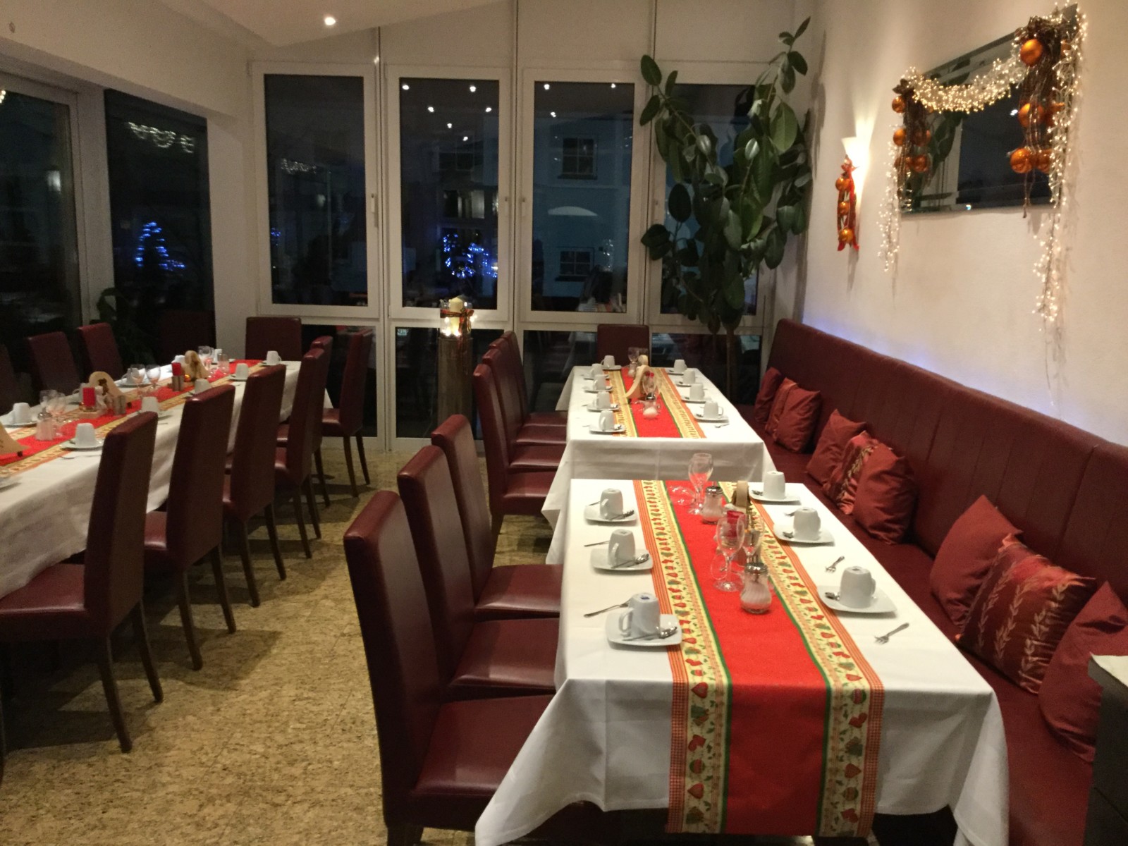 Hotel zur Rose in Weissenhorn Mittagstisch im Gasthof